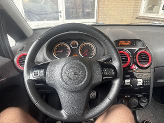 Opel Corsa 1.4-16V picture 16