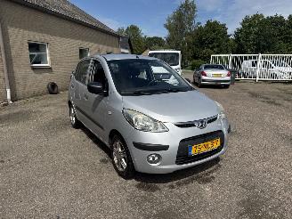 Schadeauto Hyundai I-10 1.1 Active Orange B. 2010/10