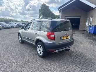 Skoda Yeti 2.0 TDI Greentech Ambition REST BPM €300,-!!! picture 5