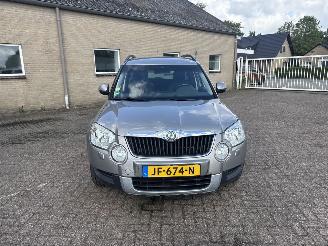 Skoda Yeti 2.0 TDI Greentech Ambition REST BPM €300,-!!! picture 2