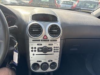 Opel Corsa 1.4-16V Anniversary Edition picture 14