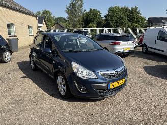 škoda osobní automobily Opel Corsa 1.4-16V Anniversary Edition 2012/4