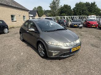 Vaurioauto  passenger cars Honda Civic 1.8 Sport 2006/9