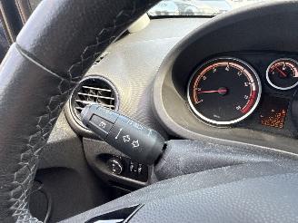 Opel Corsa 1.2-16V 111 Edition picture 27