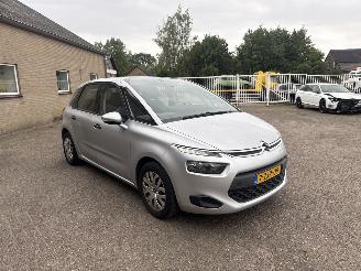 Schadeauto Citroën C4-picasso PICASSO 1.6 e-HDi Attraction AUT REST BPM €400,-!!! 2015/1