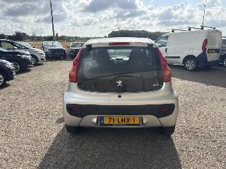 Peugeot 107 1.0-12V Sublime AIRCO picture 7