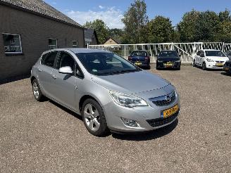 Schadeauto Opel Astra 1.4 Turbo Edition REST BPM €200,-!!! 2011/3