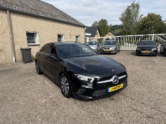 Vaurioauto  passenger cars Mercedes A-klasse 200 Business Solution AUT REST BPM €1200,-!!! 2020/7