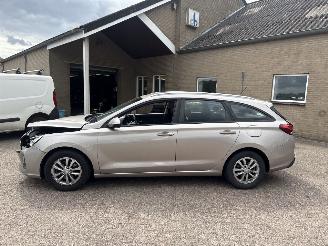 Hyundai I-30 1.0 T-GDI i-Drive REST BPM €1000,-!!! picture 5