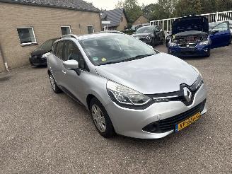 damaged passenger cars Renault Clio 1.5 dCi Limited REST BPM €350,-!!! 2016/5