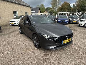 Unfallwagen Mazda 3 2.0 e-SA-G Luxury M Hybrid 122  REST BPM €700,-!!! 2023/1