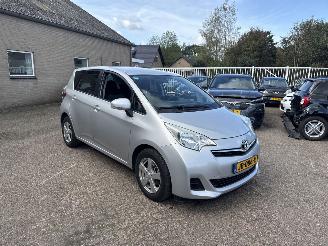 Unfallwagen Toyota Verso S 1.3 VVT-i Aspiration AUTOMAAT 2013/3