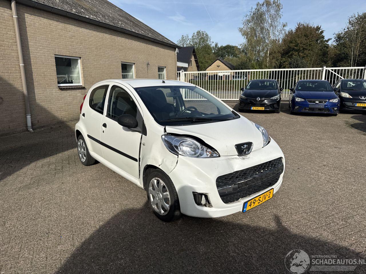 Peugeot 107 1.0-12V XR AIRCO