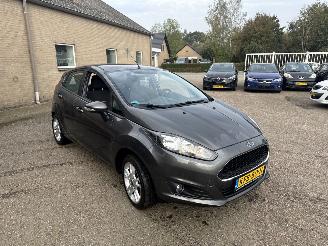 krockskadad bil auto Ford Fiesta 1.25 2016/2