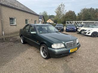 Auto incidentate Mercedes C-klasse 180 Sport AUTOMAAT 1994/7