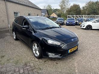 krockskadad bil auto Ford Focus 1.0 Titanium REST BPM €300,-!!! 2018/2