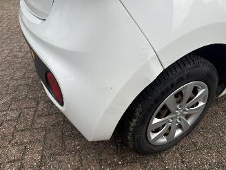 Hyundai I-10 1.0i Comfort REST BPM €300,-!!! picture 13
