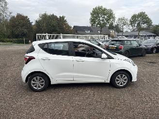 Hyundai I-10 1.0i Comfort REST BPM €300,-!!! picture 8