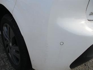 Peugeot 208 1.2 PureTech Allure Pack REST BPM €1400,-!!! picture 23