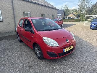 Schadeauto Renault Twingo 1.2 Authentique 2009/5