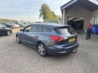 Ford Focus 1.0 EcoBoost Trend Edition picture 10