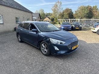 Ford Focus 1.0 EcoBoost Trend Edition picture 2