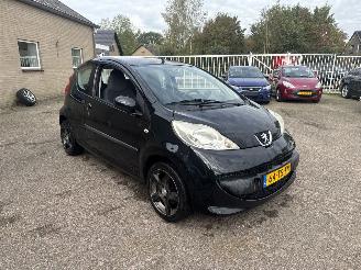 Schadeauto Peugeot 107 1.0-12V XS 2007/1