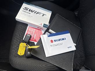 Suzuki Swift 1.0 Stijl AUTOMAAT picture 28