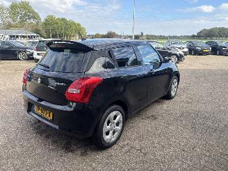 Suzuki Swift 1.0 Stijl AUTOMAAT picture 7