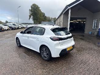 Peugeot 208 1.2 PT Allure Pack AUTOMAAT REST BPM €1400,-!!! picture 5