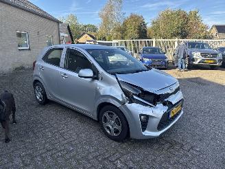 Coche accidentado Kia Picanto 1.0 CVVT Eco.PlusL REST BPM €300,-!!! 2017/7