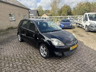 krockskadad bil auto Ford Fiesta 1.3-8V Futura XL 2008/2