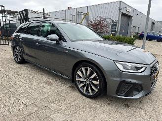 krockskadad bil auto Audi A4 Avant 35 TFSI S edition Competition 2024/10