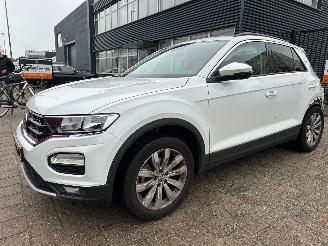 Volkswagen T-Roc 1.5 TSI Sport Automaat picture 3
