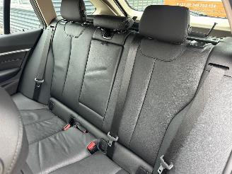 BMW 3-serie 318i Luxury Edition picture 14