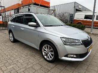 krockskadad bil auto Skoda Fabia 1.0 Combi Business Edition 2019/3