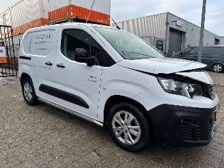 damaged commercial vehicles Peugeot Partner 1.5 BlueHDi 100 S&S L1 2023/5