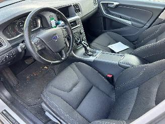 Volvo V-60 2.0 D3 R-Design Automaat picture 7