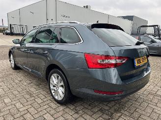 Skoda Superb Combi 1.4 TSI iV Business Edition Plus picture 4