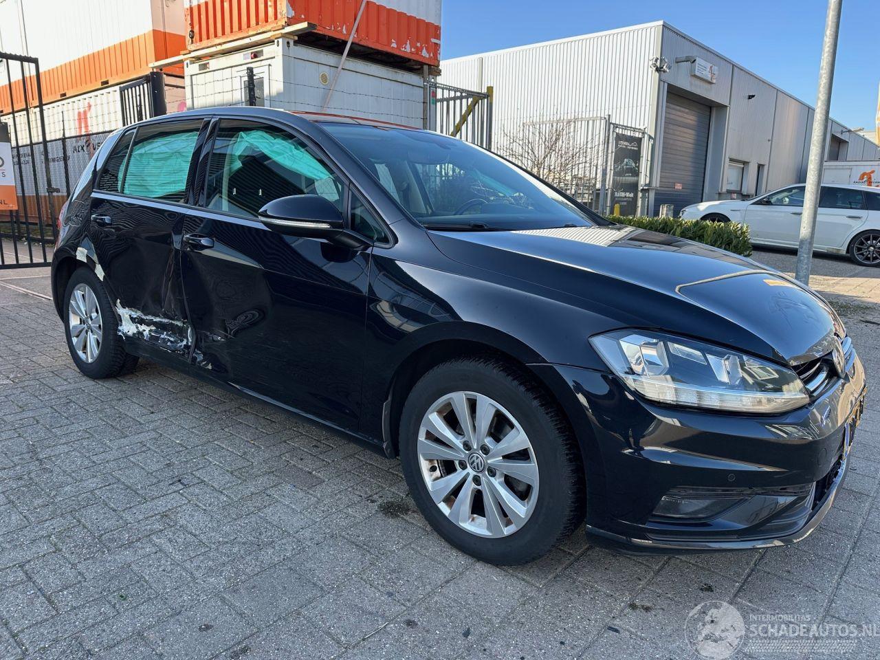 Volkswagen Golf 1.0 TSI Comfortline