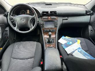 Mercedes C-klasse 230 K. Classic picture 16