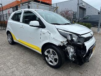 krockskadad bil auto Kia Picanto 1.0 DPi ComfortLine 5p 2021/7