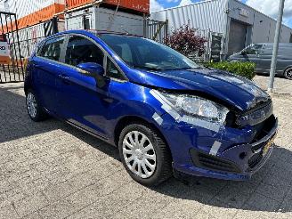 damaged passenger cars Ford Fiesta 1.0 Style 2015/3