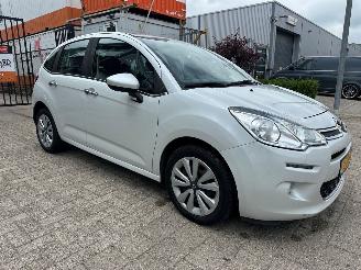 Damaged car Citroën C3 1.2 PureTech Collection 2015/10