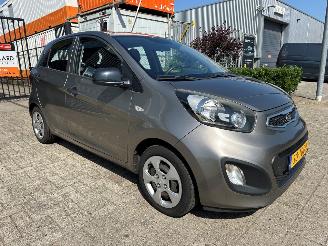 skadebil auto Kia Picanto 1.2 CVVT Comfort Pack 2012/1