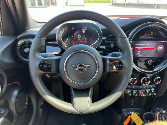 Mini Cooper 1.5 Cooper Camden Edition Automaat picture 9