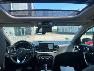 Kia Xceed 1.6 T-GDi ExecutiveLine Automaat picture 18