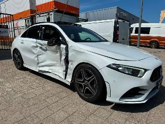 damaged passenger cars Mercedes A-klasse 200 Business Solution AMG 2019/9