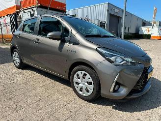 Unfallwagen Toyota Yaris 1.5 Hybrid Design Sport 2018/5