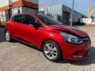 Coche accidentado Renault Clio 0.9 TCe Limited 2018/4